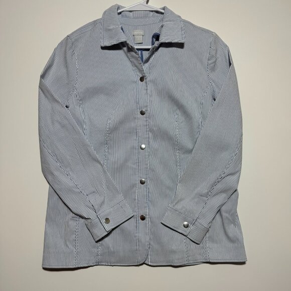 Chico's Jackets & Blazers - Chico's size 2 Stretch Seercucker Snap Front Jacket